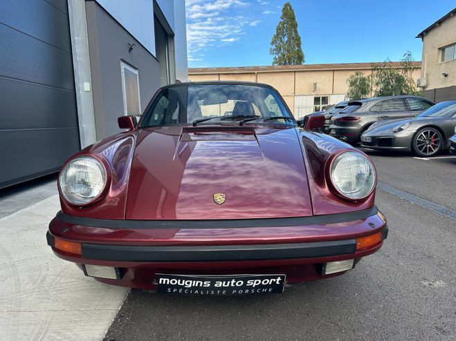 Porsche 911 Carrera 3.2 Cabriolet 207ch bordeaux de 1986
