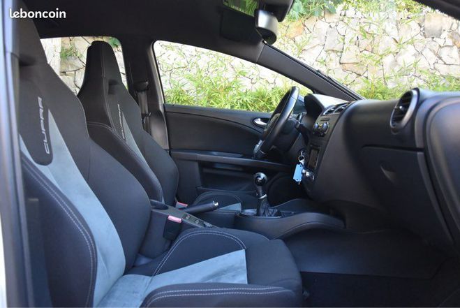 Seat Leon 2.0 TSI 265ch CUPRA R PHASE 2 Blanc de 2011