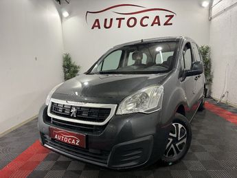  Voir détails -Peugeot Partner TEPEE 1.6 BlueHDi 100ch Active  104500KM à Thiers (63)