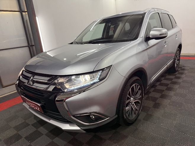 Mitsubishi Outlander 2.2 DI-D 150 4WD Intense Navi 7places  C Grise de 2016