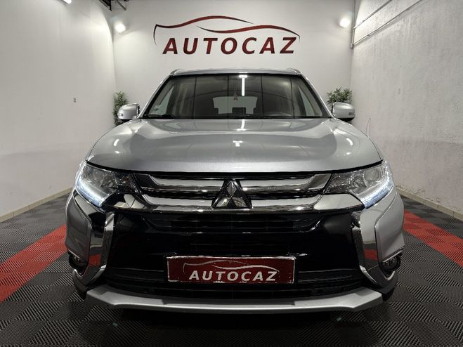 Mitsubishi Outlander 2.2 DI-D 150 4WD Intense Navi 7places  C Grise de 2016