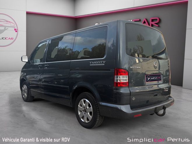 Volkswagen Multivan 2.5 TDI 130 si�ges chauffants carplay cl Gris de 2006