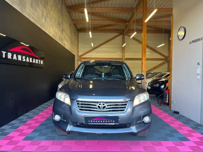 Toyota RAV 4 2.2 150 D-4D 4WD Life Gris de 2010