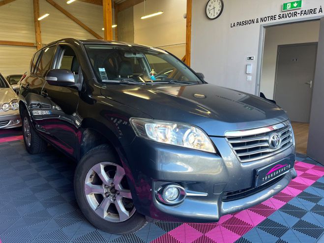 Toyota RAV 4 2.2 150 D-4D 4WD Life Gris de 2010