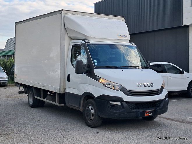 Iveco Daily 35C16 DAYLI FOURGON 2.3 d 156 CV - 20 M3  de 2017