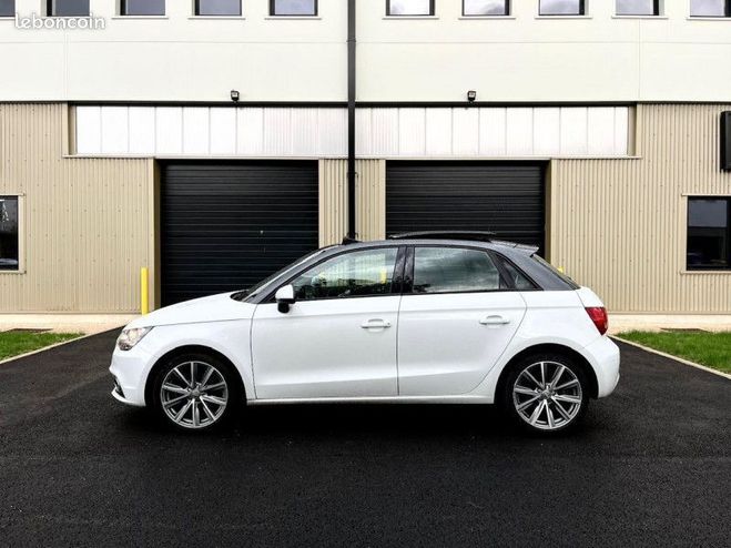 Audi A1 Sportback 1.4 TFSI 122 AMBITION LUXE STR Blanc de 2012