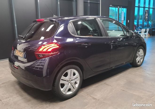 Peugeot 208 1.2 PURETECH 80ch SIGNATURE Bleu de 2019