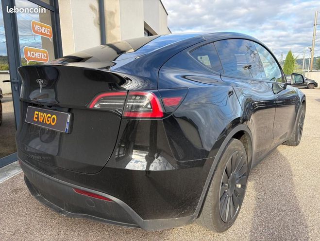 Tesla Model Y ELECTRIC 275CH 60KWH STANDARD-RANGE 2WD  Noir de 2024