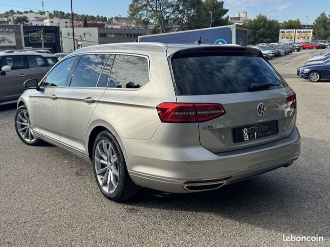 Volkswagen Passat SW 1.4 TSI 218CH GTE DSG6 Gris de 2017