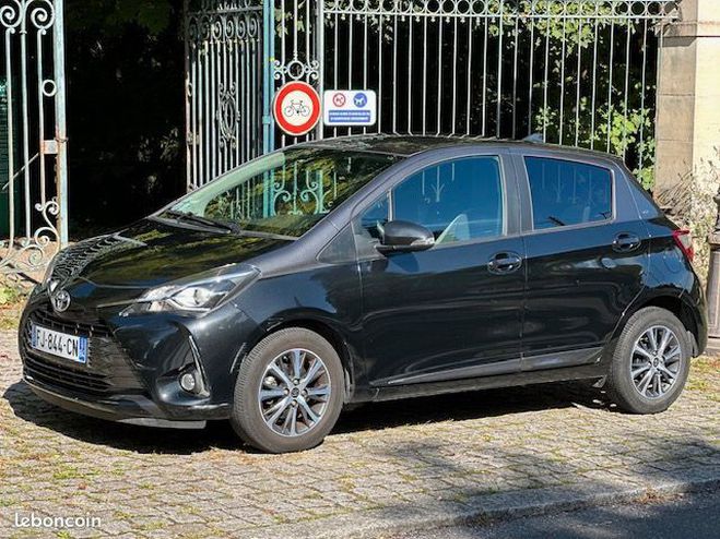 Toyota Yaris III (3) 70 VVT-I DESIGN Y20 5P 1re MAIN Noir de 2019