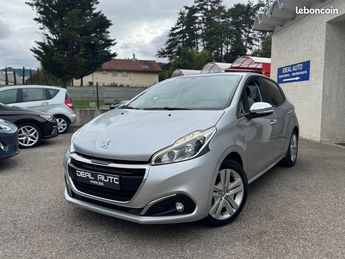  Voir détails -Peugeot 208 1.2 PureTech 82ch Style 5p à Varces-Allires-et-Risset (38)