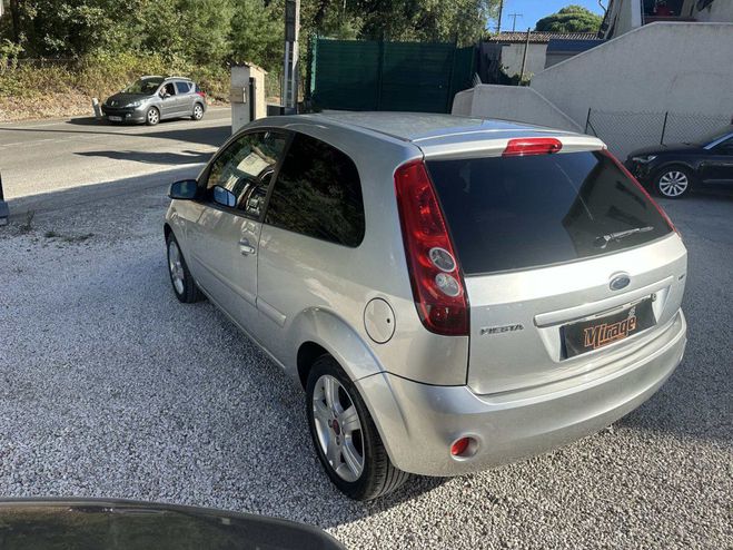 Ford Fiesta IV 1.4 TDCI GHIA 3P 112000KMS GRIS de 2008