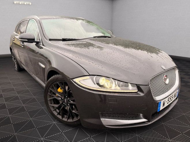 Jaguar XF ESTATE 2.2D 200 LUXE PREMIUM CUIR XENONS Noir de 2015