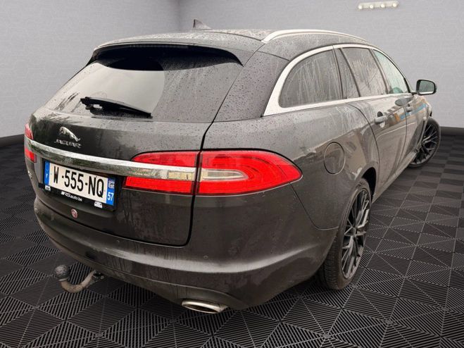 Jaguar XF ESTATE 2.2D 200 LUXE PREMIUM CUIR XENONS Noir de 2015