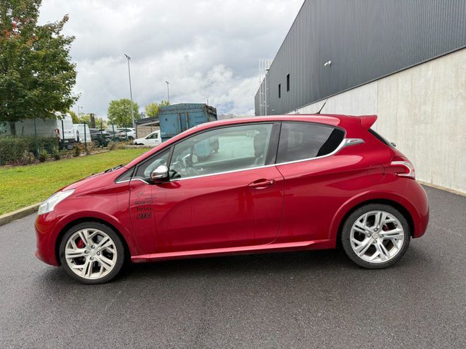 Peugeot 208 1.6 THP 200ch BVM6 GTi - Distribution OK Rouge de 2013