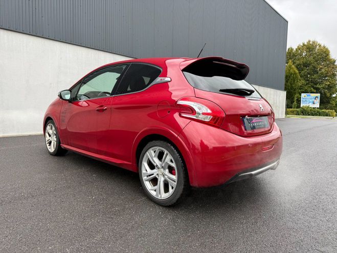 Peugeot 208 1.6 THP 200ch BVM6 GTi - Distribution OK Rouge de 2013