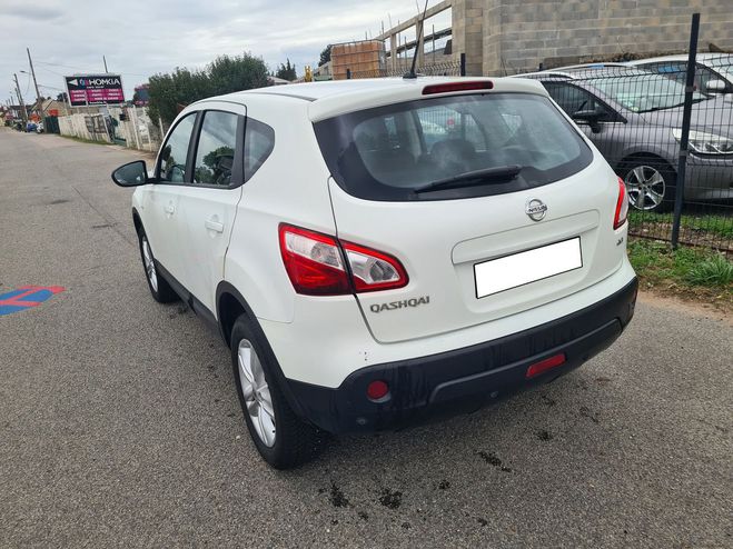 Nissan Qashqai 1.5 dci FACT ET ENTRETIEN Blanc de 2013
