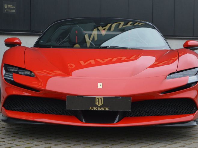 Ferrari SF90 Stradale Spider 4.0i V8 1.000 ch Superbe tat - C rosso corsa de 2023