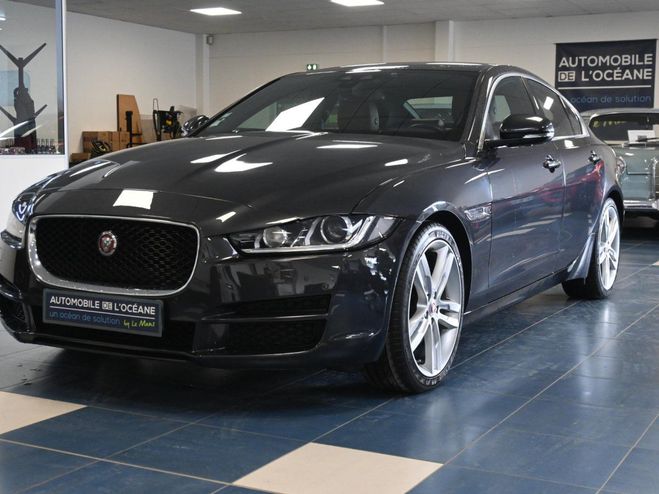 Jaguar XE 2.0 D - 180 ch BVA Portfolio STORM GREY de 2016