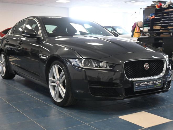 Jaguar XE 2.0 D - 180 ch BVA Portfolio STORM GREY de 2016