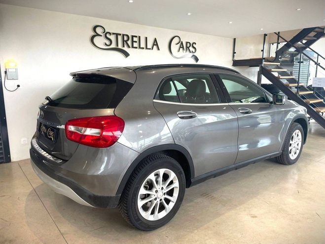 Mercedes Classe GLA Classe 200 CDI / d 4Matic (156.902) Gris de 2015