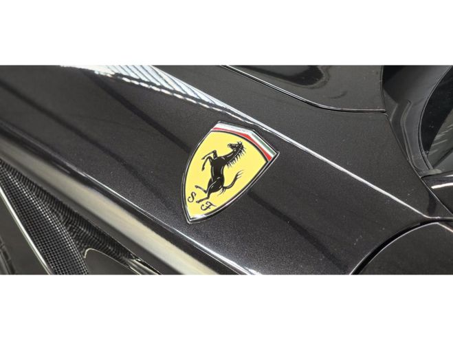 Ferrari California T 3.9 V8 560 SPECIAL HANDLING PACKAGE PO Noir mtallis de 2017