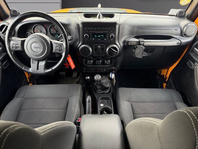 Jeep Wrangler 2.8 CRD 200 Mountain hartop avec bache m Orange de 2012