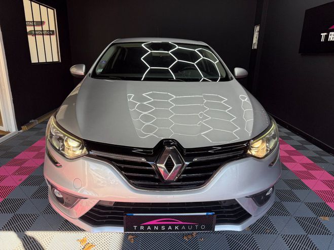 Renault Megane IV BERLINE BUSINESS TCe 115 cv / SUIVI D Gris de 2018