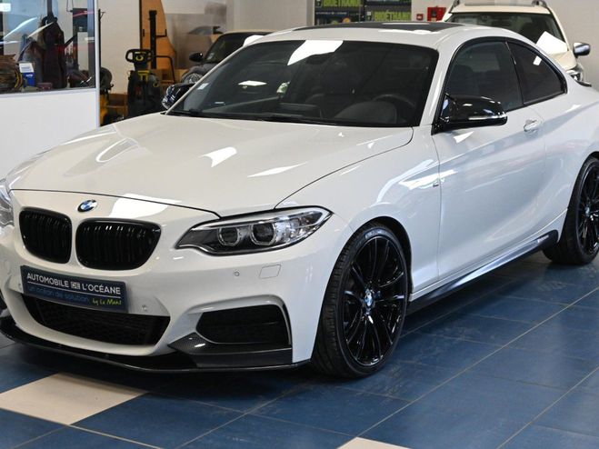BMW M2 SERIE 2 COUPE F22 M235i 326 ch A Blanc de 2015