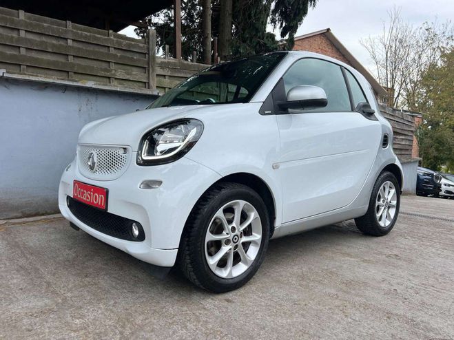 Smart Fortwo coup 1.0i Passion Blanc de 