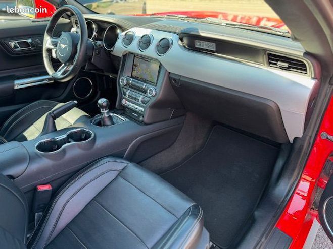 Ford Mustang V8 5.0 FASTBACK ROUGE PACK PREMIUM BOITE Rouge de 2016
