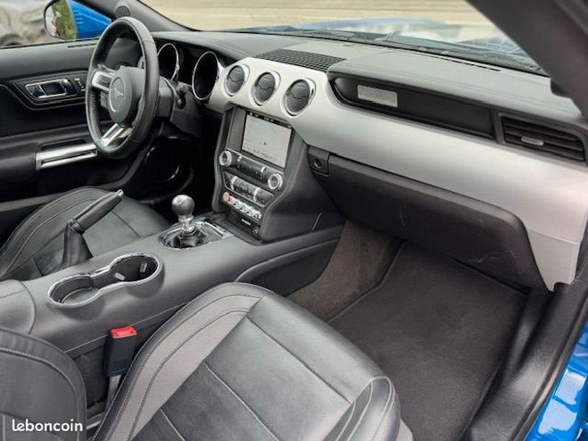 Ford Mustang V8 5.0 GT FASTBACK BLEU BANDES GRISE PAC Bleu de 2017
