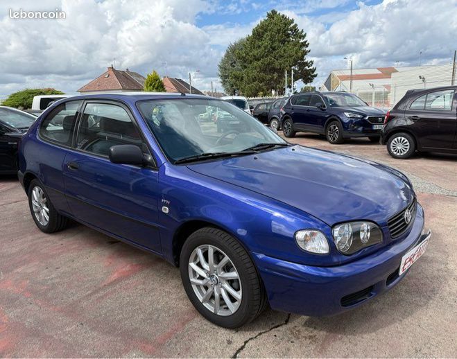 Toyota Corolla E11 1,4 ESSENCE 95 Cv 68000KMS CLIM  de 2001