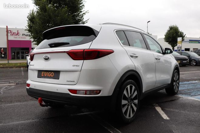 Kia Sportage 1.7 CRDI 115 ACTIVE 4X2 ISG ATTELAGE TOI Blanc de 2016