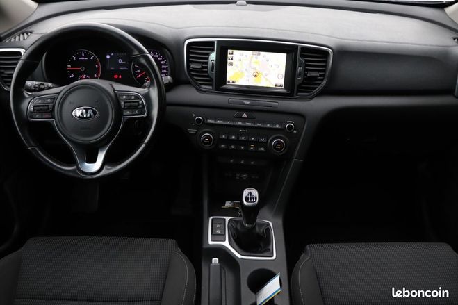 Kia Sportage 1.7 CRDI 115 ACTIVE 4X2 ISG ATTELAGE TOI Blanc de 2016