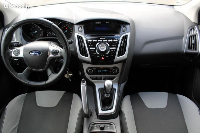 Ford Focus 1.6 ECOBOOST 150 ST-Line Blanc de 2013