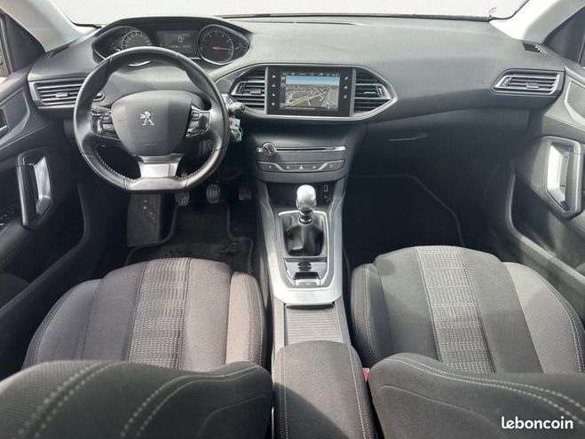 Peugeot 308 SW GENERATION-II 1.2 PURETECH 130 ALLURE Blanc de 2015