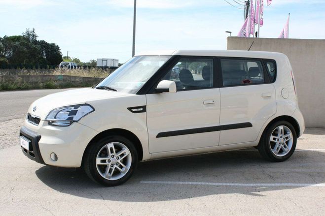 Kia Soul 1.6 16V PLUG Beige de 2010