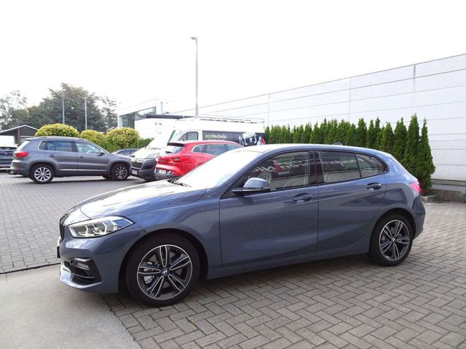 BMW Serie 1 120 i Sport-line VIRTUAL,CARPLAY,CAMERA, Gris Mtallis de 