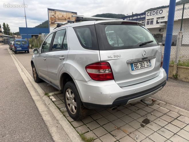 Mercedes Classe ML Mercedes Classe ML M/ML 280 CDI Problème boite a vitesse Gris de 2006
