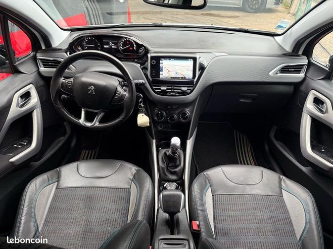 Peugeot 2008 1.2 THP 130CV URBANCROSS 4X4 Anne 07-20 Blanc de 2015