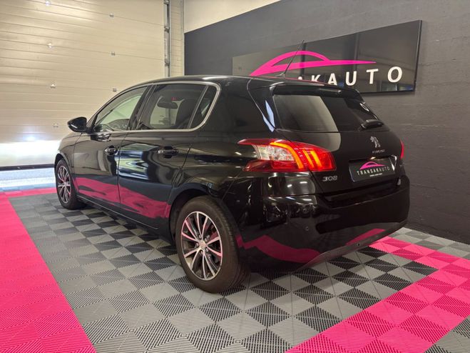 Peugeot 308 1.2 PureTech 110ch SS BVM5 Allure / Cour Noir de 2016