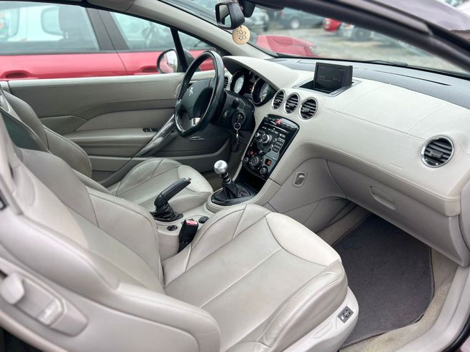 Peugeot 308  308 CC 2.0 HDI 163 Fline Marron de 2011