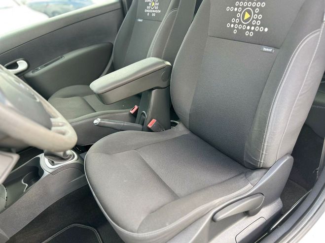 Renault Clio Yahoo! Blanc de 2011