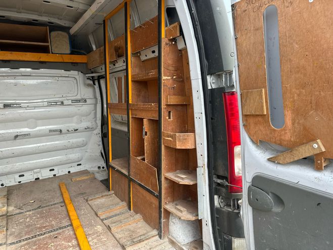 Renault Trafic L2H2 1200kg Confort Blanc de 2012