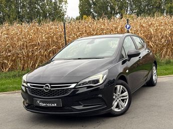  Voir détails -Opel Astra 1.0 TURBO 105CH ECOTEC BLACK EDITION * 2 à  La Chapelle-d'Armentires (59)