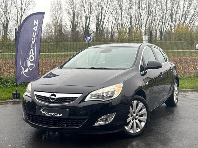 Opel Astra 1.4 ESS 100CH ENJOY 5P * 85.000KM * 1ERE NOIR de 2010