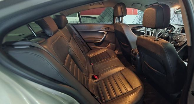 Opel Insignia BVA 2.0 cdti 130 cosmo pack  de 2012