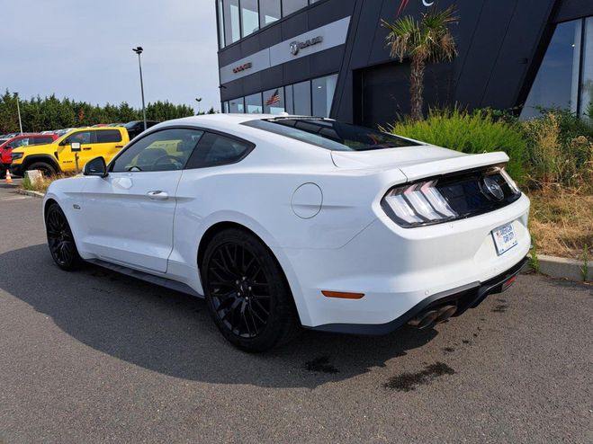 Ford Mustang GT Fastback V8 5.0L BVA10 Blanc de 2019
