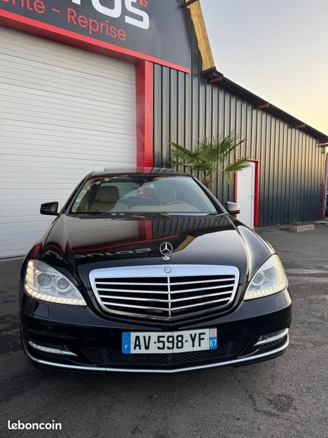 Mercedes Classe S 221 320 CDI 3.0 V6 7G-tronic 235 CV Boit Noir de 2010